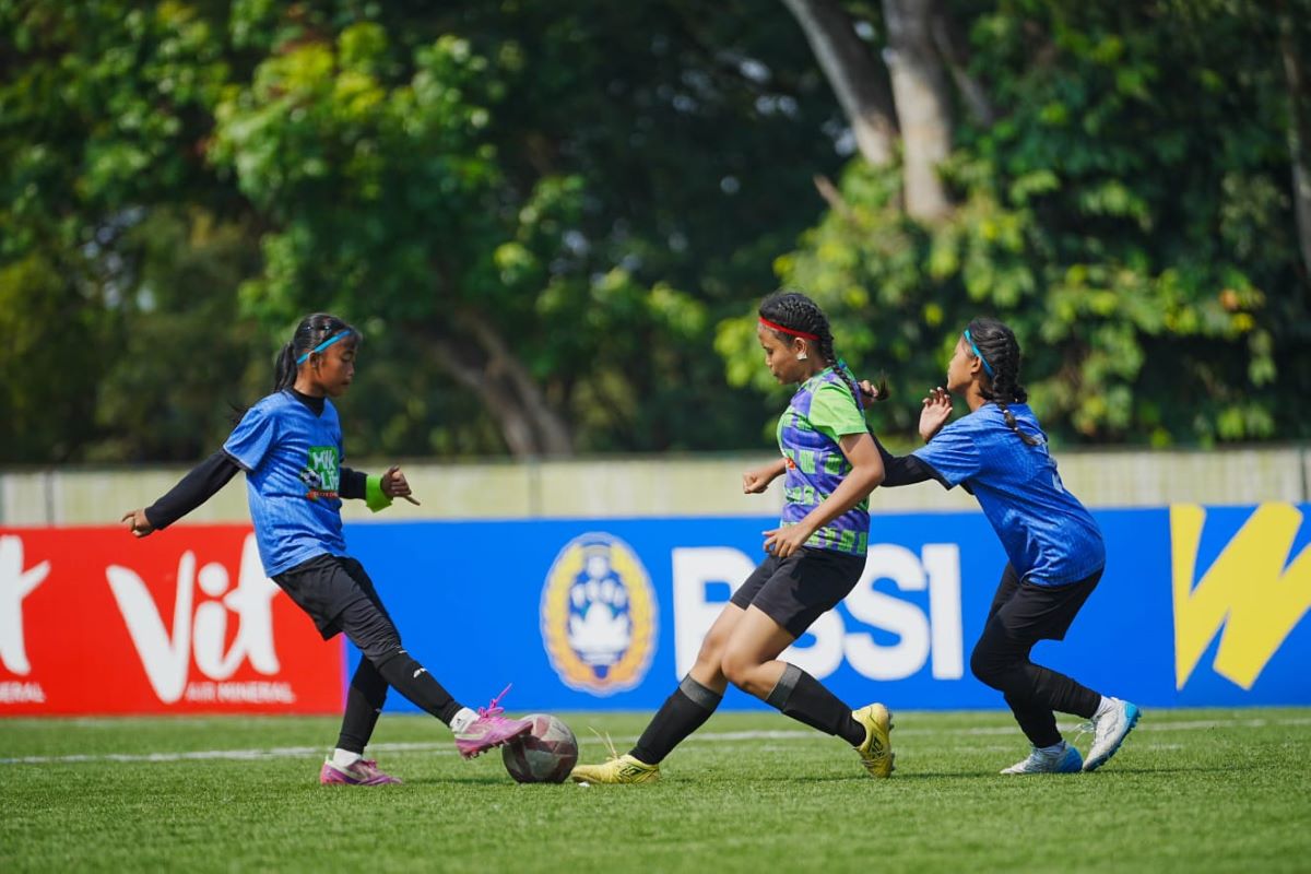 Tangerang dan Semarang Buka Soccer Challenge 2026-2027, Ribuan Pesepak Bola Putri Muda Unjuk Kemampuan